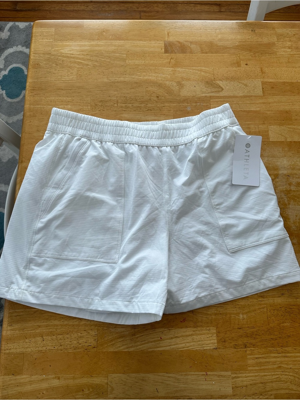 Athleta White Women's Athletic Shorts